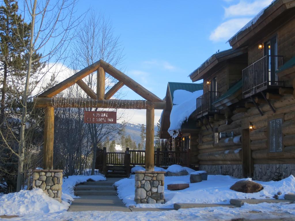 Wild Horse Inn Fraser Exterior photo